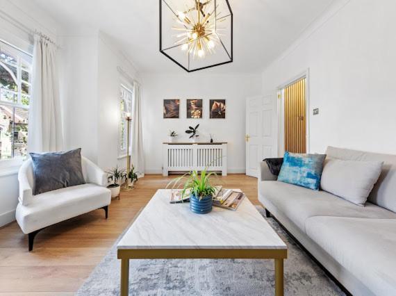 Appartamento Imperial Wharf Chelsea 3 Bedroom Londra