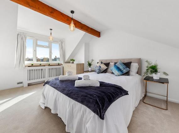 Imperial Wharf Chelsea 3 Bedroom Londra