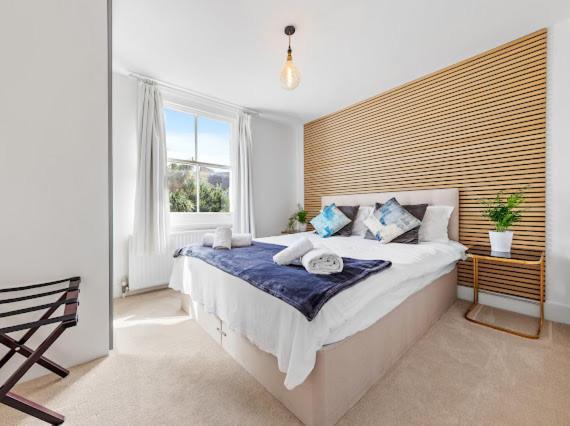 Imperial Wharf Chelsea 3 Bedroom Appartamento Londra