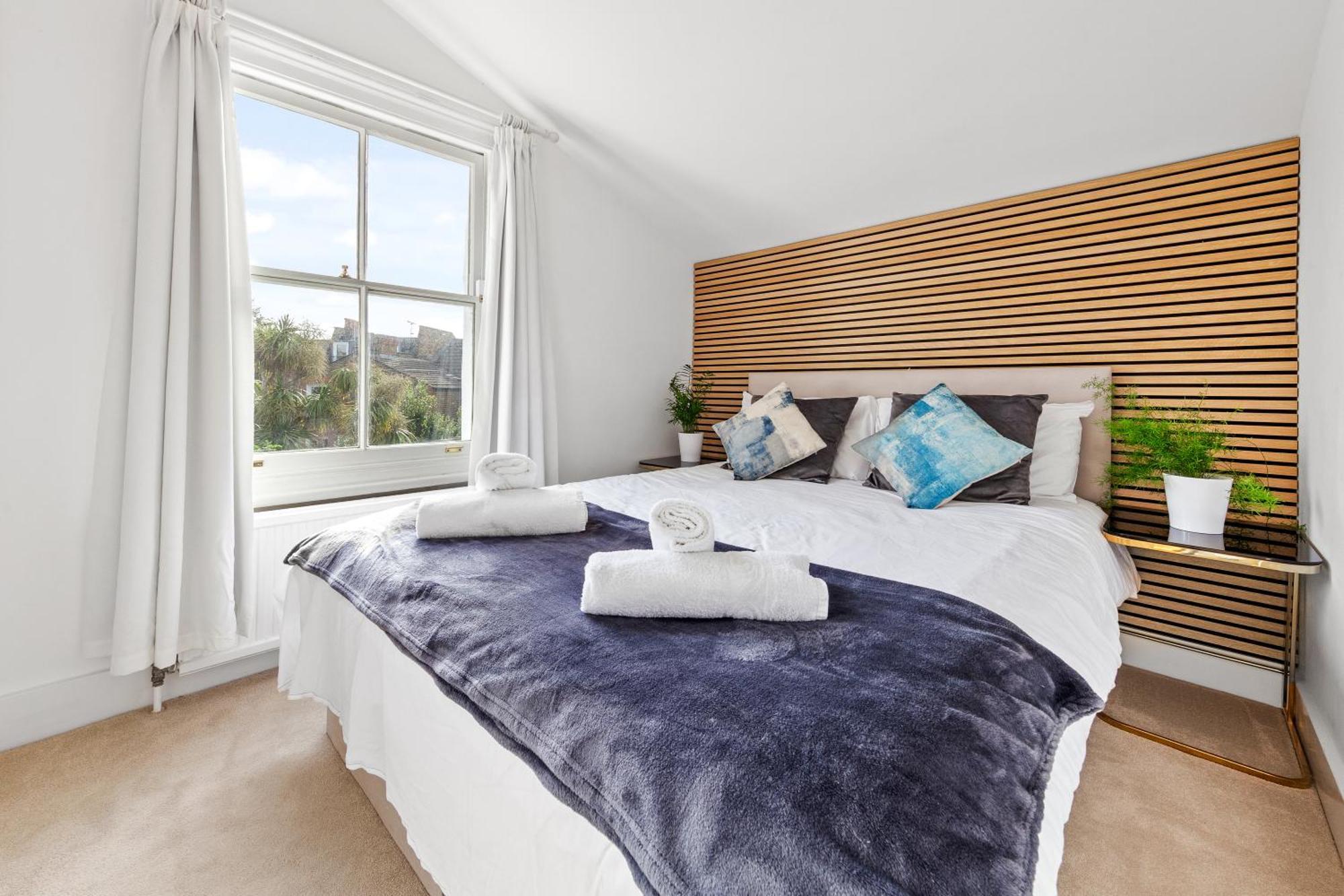 Imperial Wharf Chelsea 3 Bedroom * Londra